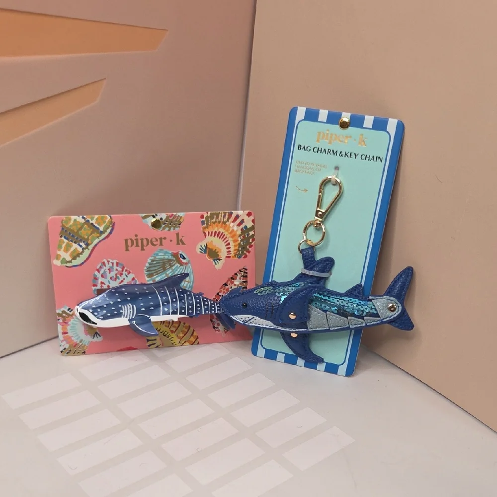 💙▪️Piper k ▪️Blue Shark Hair Claw Clip And  Bag Charm Key Chain Bundle Of 2